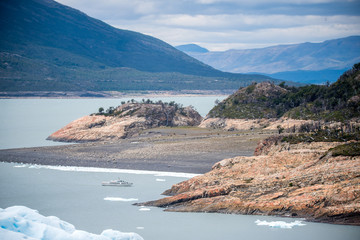 两个人互相暗恋有什么特征？