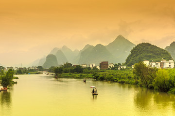 哪些养生知识适合在秋季发给顾客？