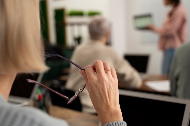 两个人互相暗恋有什么特征？