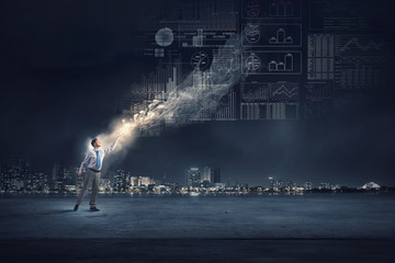 哪些养生知识适合在秋季发给顾客？